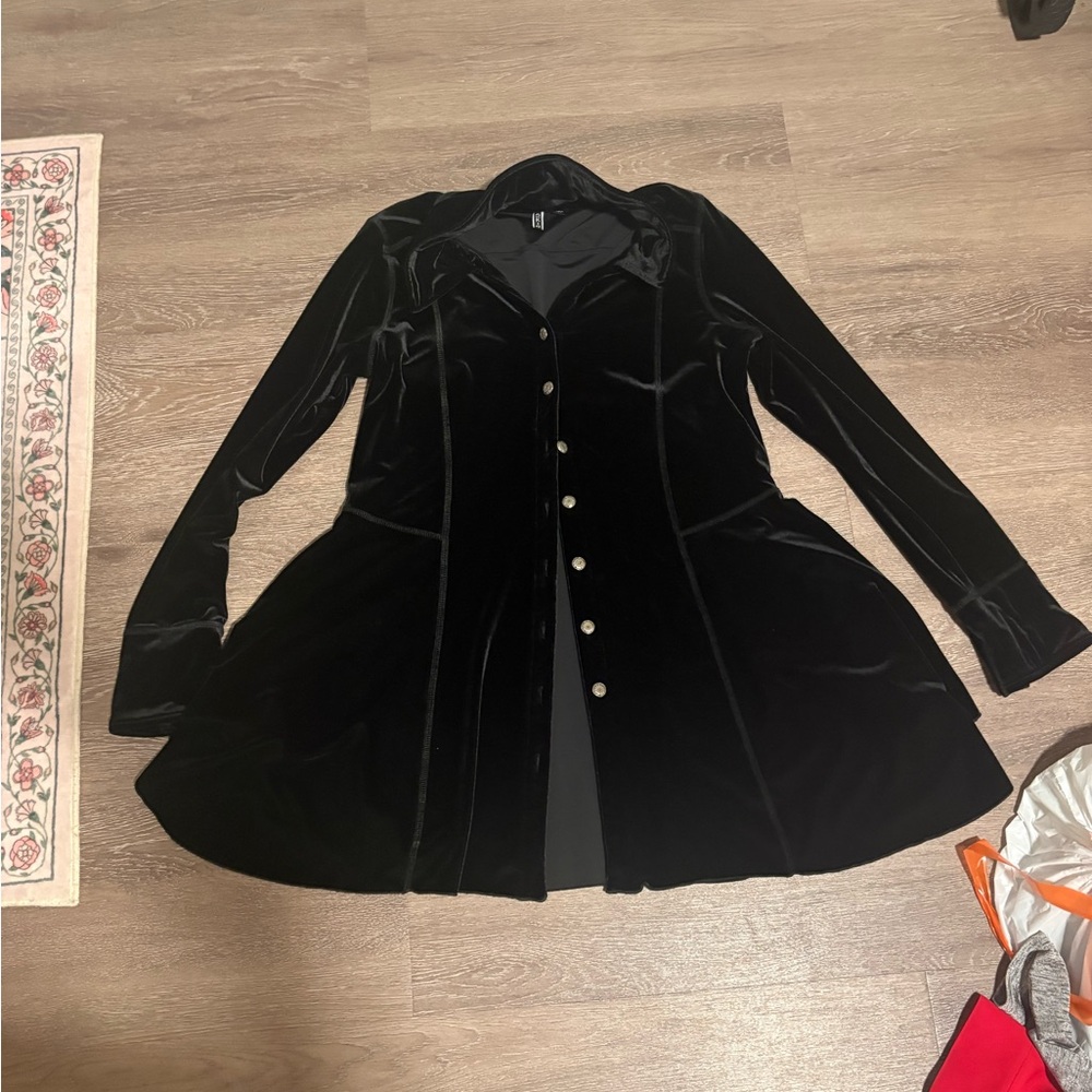 Black Velvet Button-Front Swing Jacket